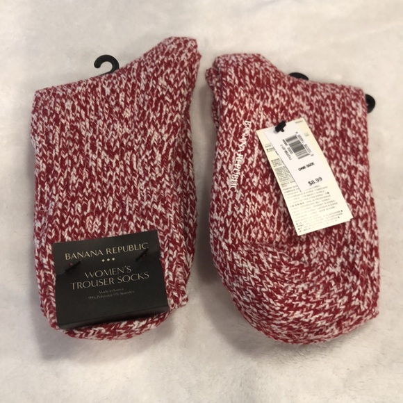 Banana Republic Red & White Women's Trouser Socks soft warm cozy Xmas 2 pair OS - Picture 1 of 7